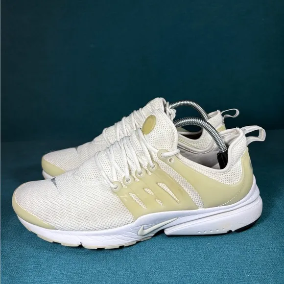 Size 11 - Women’s Nike Air Presto White shoes