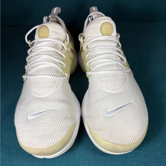 Size 11 - Women’s Nike Air Presto White shoes