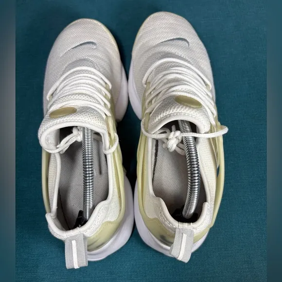 Size 11 - Women’s Nike Air Presto White shoes