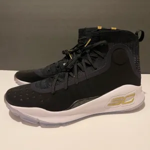 Size 12 Men’s Under Armour Steph Curry Basketball Shoes New