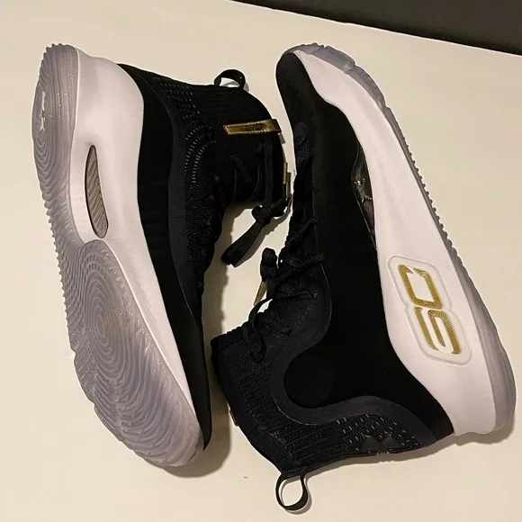 Size 12 Men’s Under Armour Steph Curry Basketball Shoes New