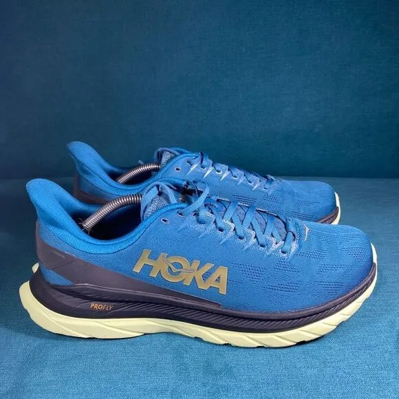 Size 12.5 - Men’s Hoka One Mach 4 green shoes