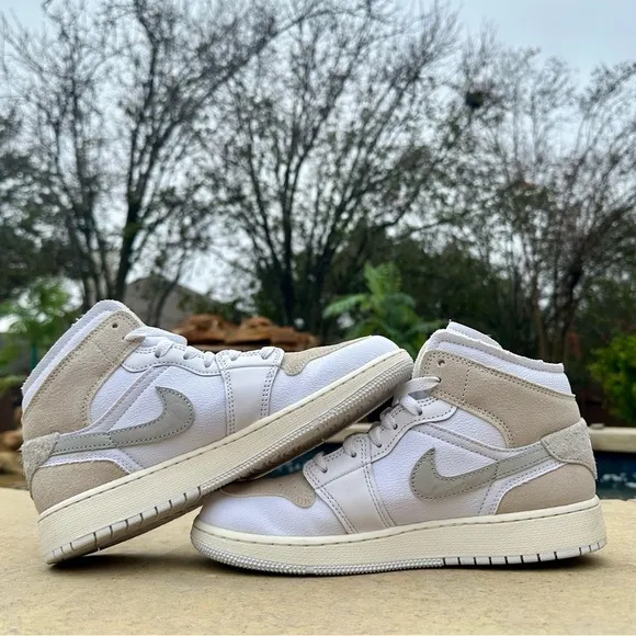 Size 6Y (7.5 Women’s) - Jordan 1 Mid SE Craft Inside Out - White Sail