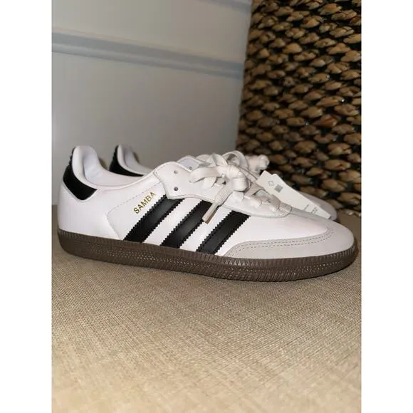 Size 7 Big Kids - adidas Samba OG Junior - White / Black / Gum - IE3675