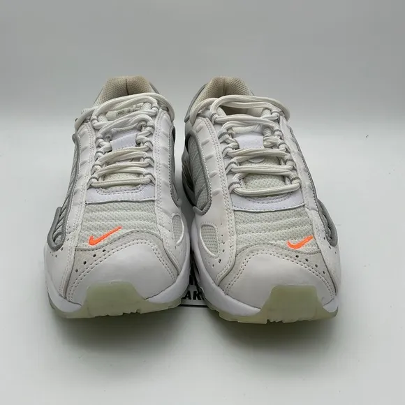 Size 7y- Nike Air Max Tailwind IV &quot;GS&quot; Shoe's White/Orange (CT1641-100)