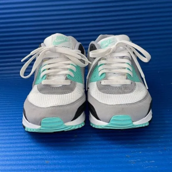 Size 9.5- Men’s Nike Air Max 90 Hyper Turquoise Shoes CD0881-100 White Grey 2020