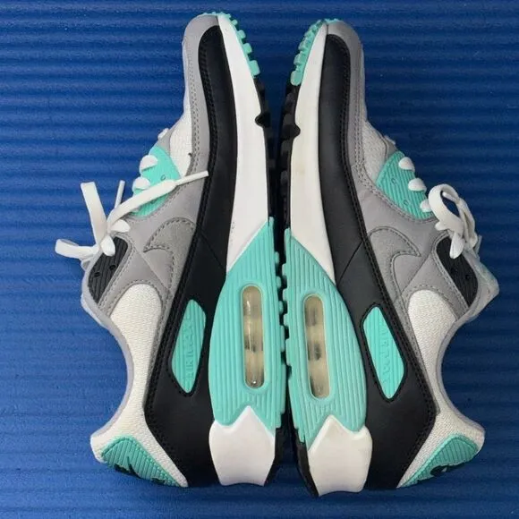 Size 9.5- Men’s Nike Air Max 90 Hyper Turquoise Shoes CD0881-100 White Grey 2020