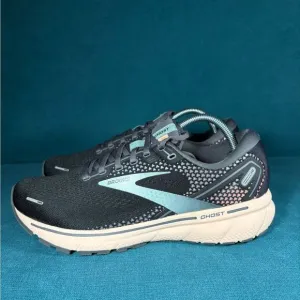 Size 10.5 - Women’s Brooks Ghost 14 shoes