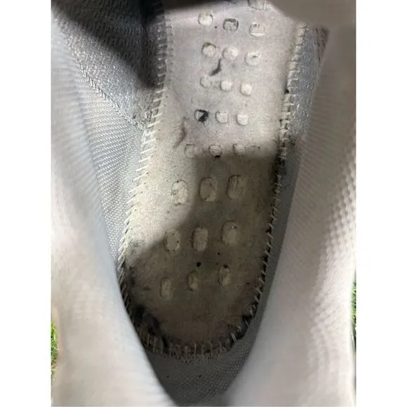 Size 11 - adidas Yeezy Boost 700 V2 Cream