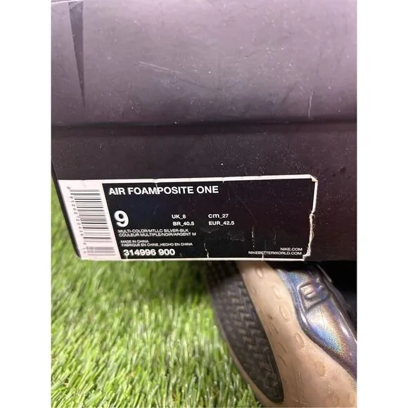 Size 9 - Nike Air Foamposite One Hologram
