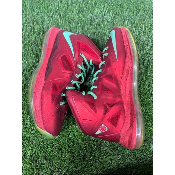 Size 9 - Nike LeBron 10 christmas 2012