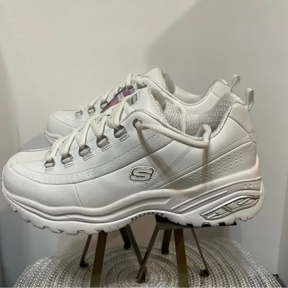 Sketchers Women’s Sport Premium Sneaker Size 10 White Leather NWT