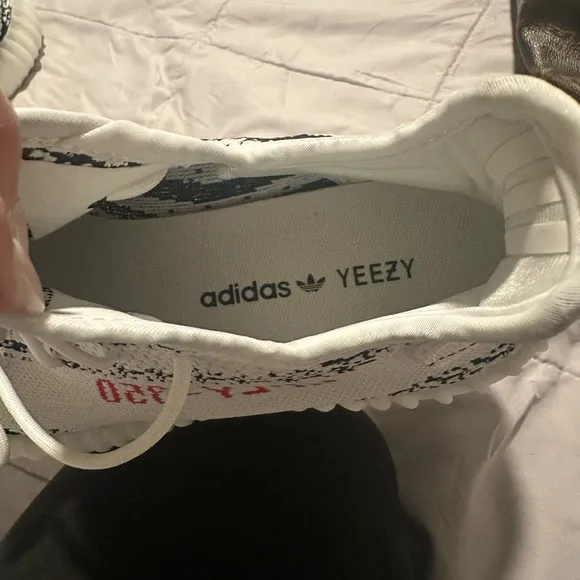 Sneakers - EUR41 or women’s 9.5 or men’s 7.5