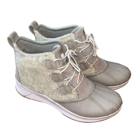 Sorel Out N About III Classic Leather Boot In Dove Peach Size Women’s 10