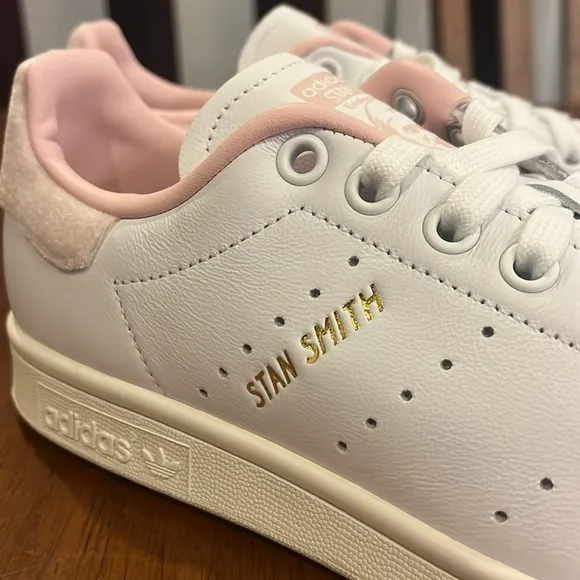 Stan Smith Shoes Sneakers new IF7002 white pink Women’s Size 9