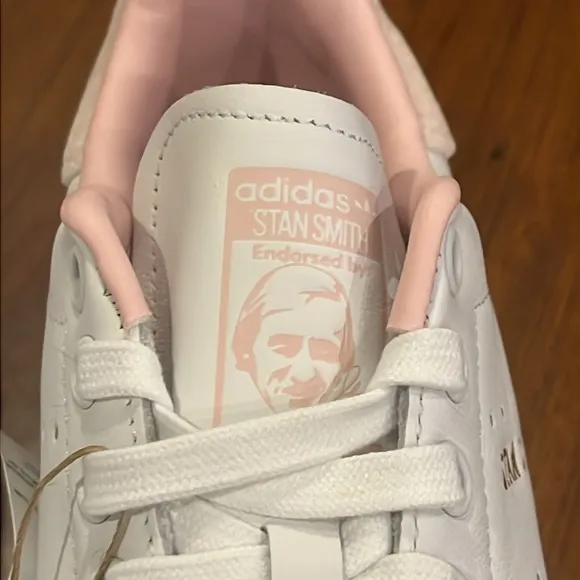 Stan Smith Shoes Sneakers new IF7002 white pink Women’s Size 9