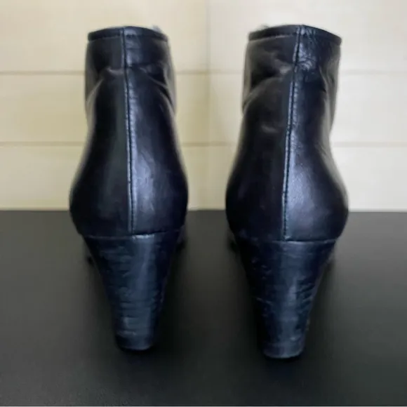 Stuart Weitzman Ankle Boots Women's Size 8 Shoes M Black Leather Split Toe Wedge
