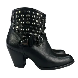 Stuart Weitzman City Slicker Studded Western Leather Ankle Boots Womens Size 6.5