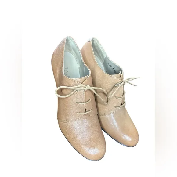 Talbots women’s Leather lace up taupe tan oxfords heel booties NWOT size 7B