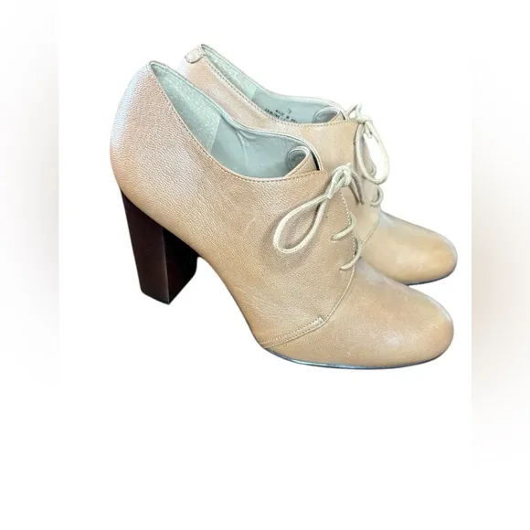Talbots women’s Leather lace up taupe tan oxfords heel booties NWOT size 7B