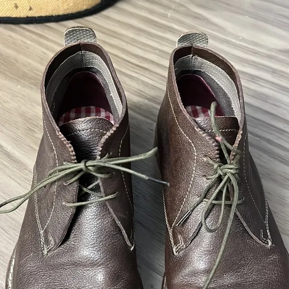TED BAKER BROWN LEATHER LACE UP SQUARE TOE BOOTS 9