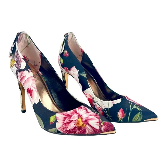 Ted Baker London | Women 38.5 | Black Livliap Floral Printed Court Heel Shoes‎
