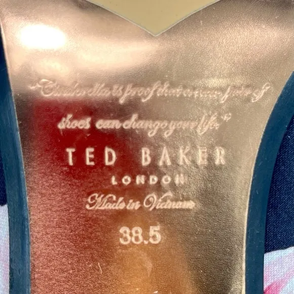 Ted Baker London | Women 38.5 | Black Livliap Floral Printed Court Heel Shoes‎