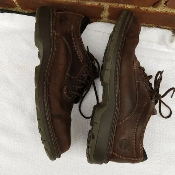 Timberland heavy duty shoes 11M‎