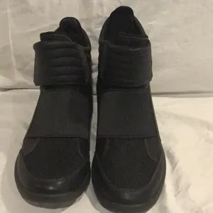 Timberland High top shoes