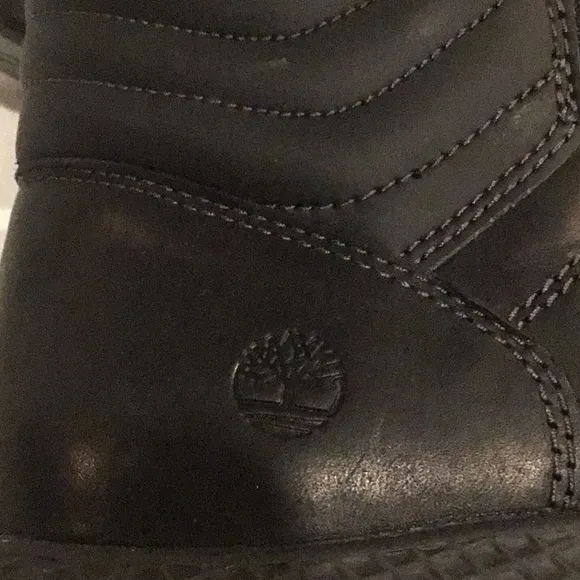 Timberland High top shoes