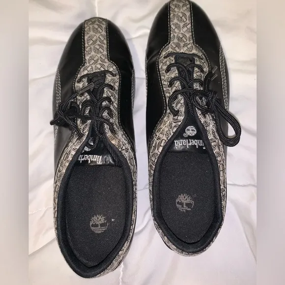 Timberland sneakers—women’s 8.5
