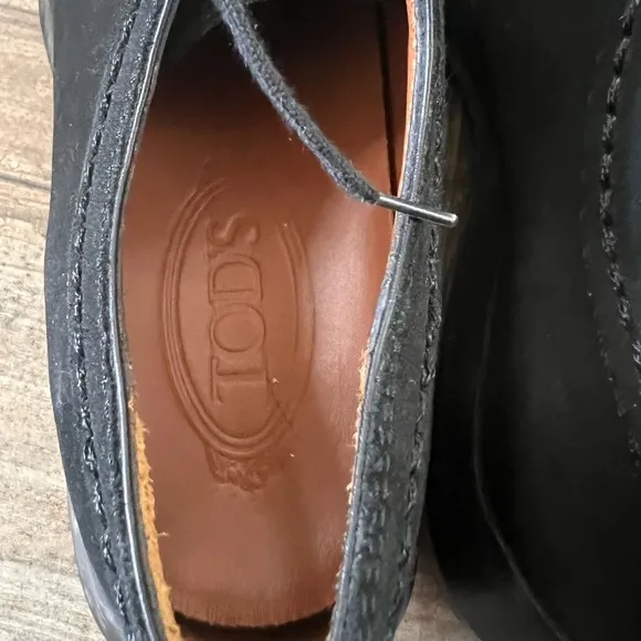 Tod’s Women’s suede Oxford shoes size 6.5