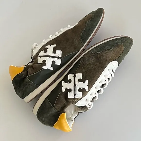 Tory Burch Suede Retro Green Suede Double Logo Low Top Sneakers Run Small Read