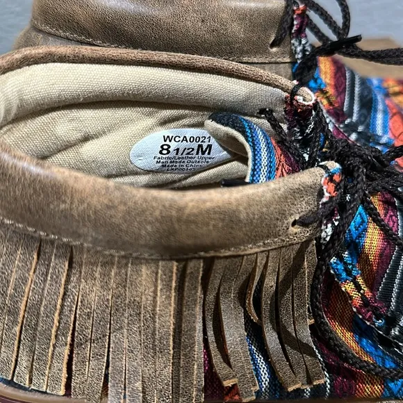 Twisted X women’s chukka fringe moccasin shoes size 8.5