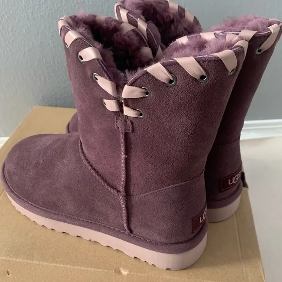 UGG AIDAH MINI BOOT