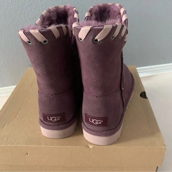 UGG AIDAH MINI BOOT