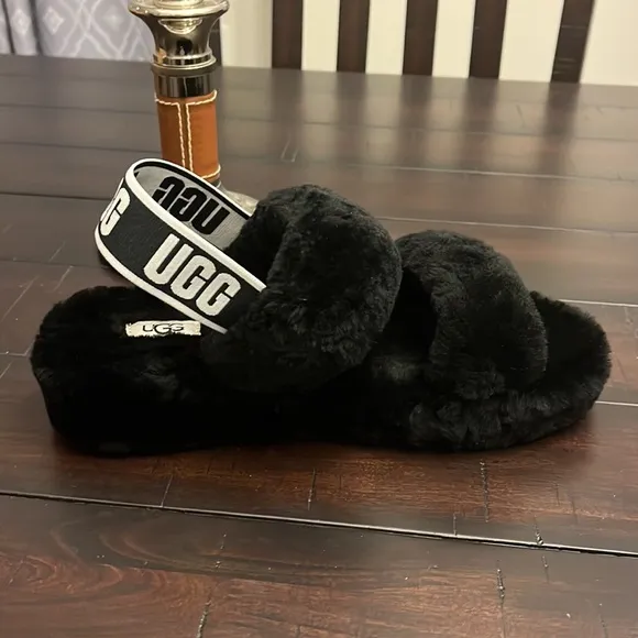 Ugg Australia Disco slides sandals shoes black new 1112258 Women’s size 7