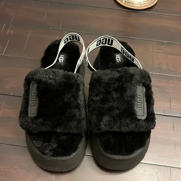 Ugg Australia Disco slides sandals shoes black new 1112258 Women’s size 7