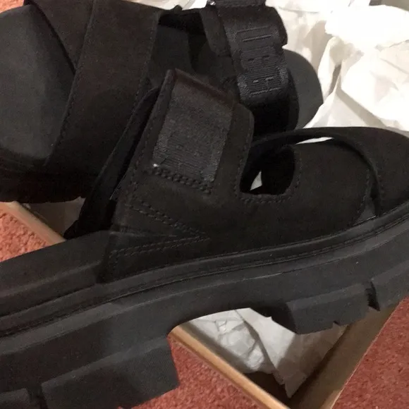 UGG brand new shoes with Velcro black