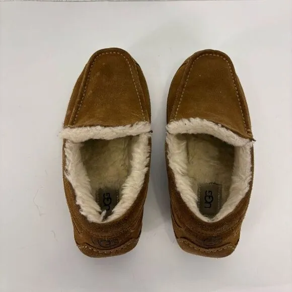 UGG Chestnut Fur Lined Slipper Shoes Men’s size 8