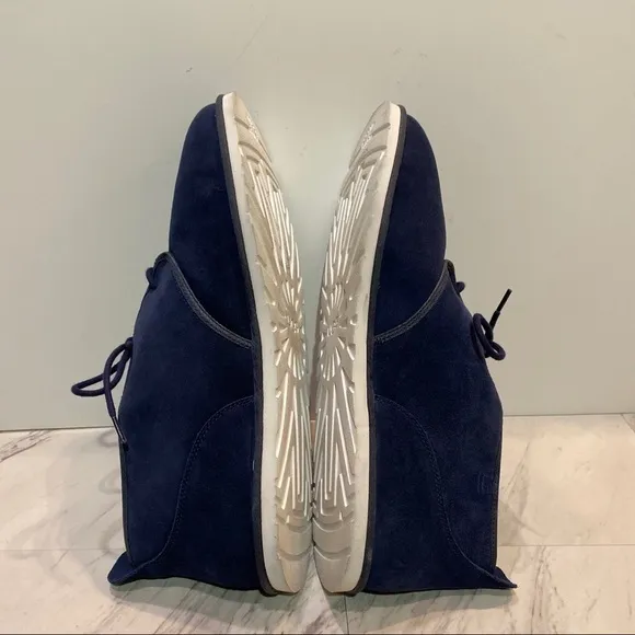 UGG Men’s Maksim Blue Chukka Lace Up Shoes 18