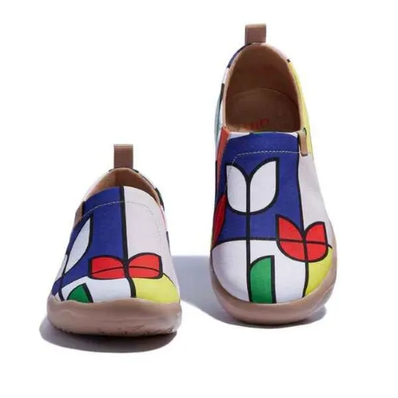 UIN Geometric Tulips Toledo Shoes New With Tags