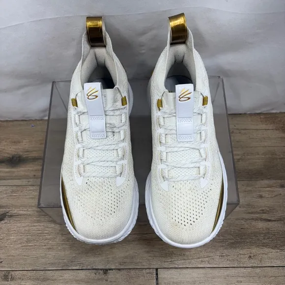 UNDER ARMOUR Curry 8 TB  24K Gold White Basketball Shoes Mens 7.5 Women’s 9