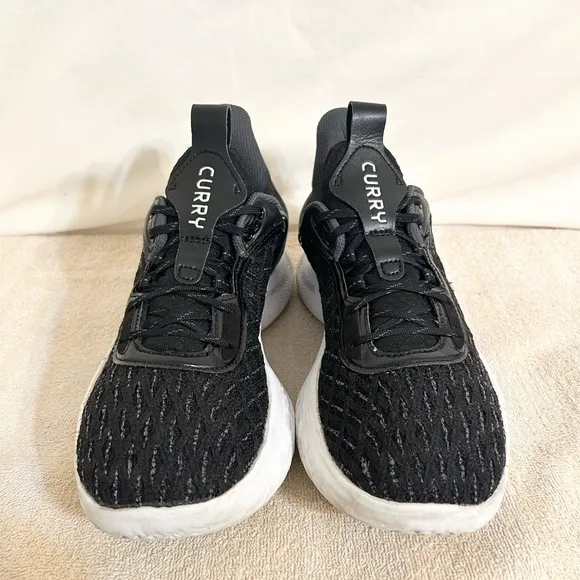 Under Armour Curry Flow 9 Black/White size 8.5 MEN’S BASKETBALL SHOES