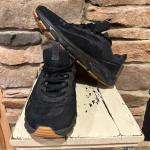 Under Armour Men's Black and Brown Athletic Shoes
