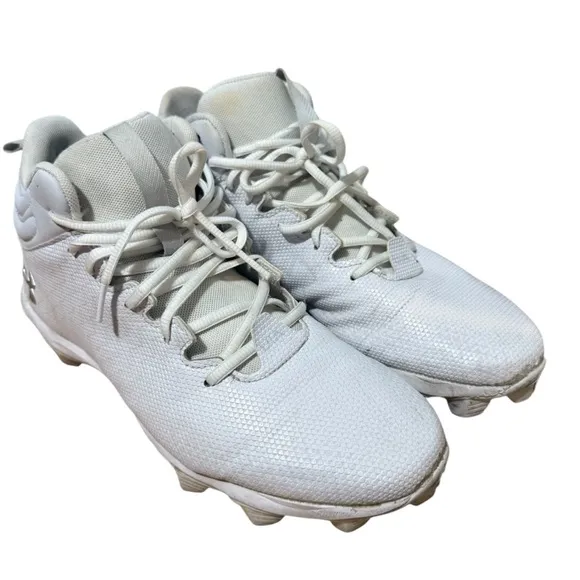 Under Armour men’s white shoes cleats size 10.5