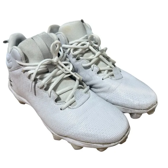 Under Armour men’s white shoes cleats size 10.5