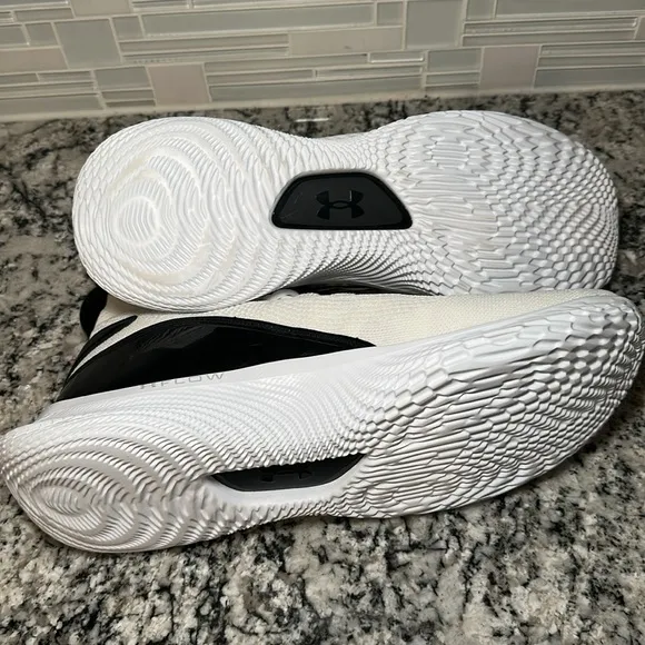 Under Armour Team Curry 8 NM Black White Sneakers - 18