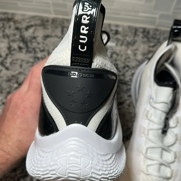 Under Armour Team Curry 8 NM Black White Sneakers - 18