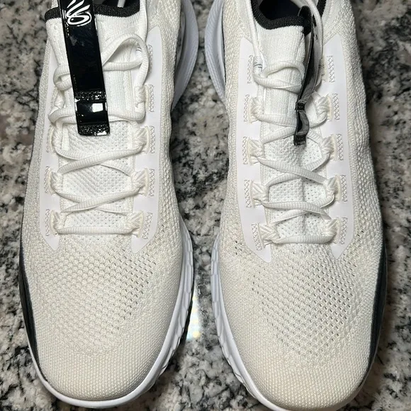 Under Armour Team Curry 8 NM Black White Sneakers - 18